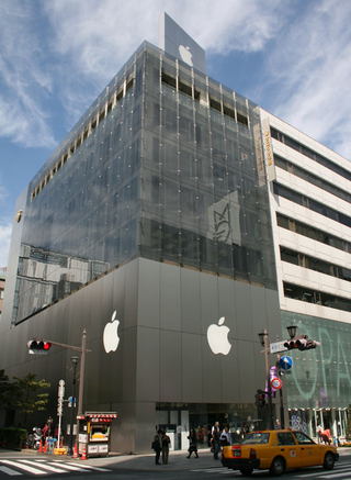 Illustration for article titled Ginza's Apple Store and the Buttonless Elevator